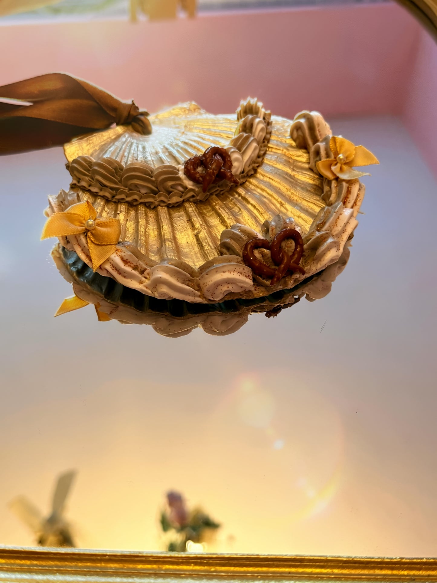 The Golden Pretzel Shell