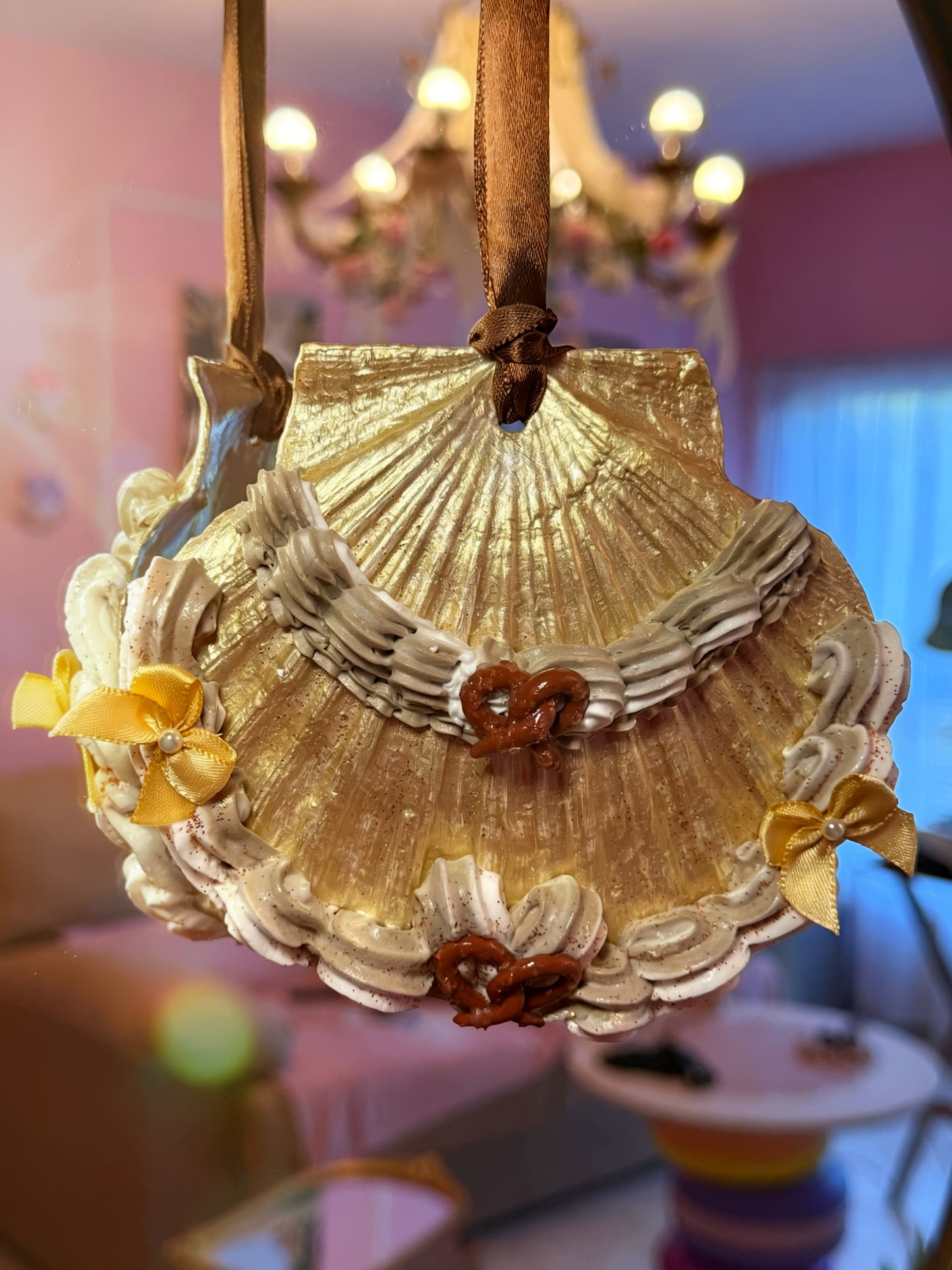 The Golden Pretzel Shell
