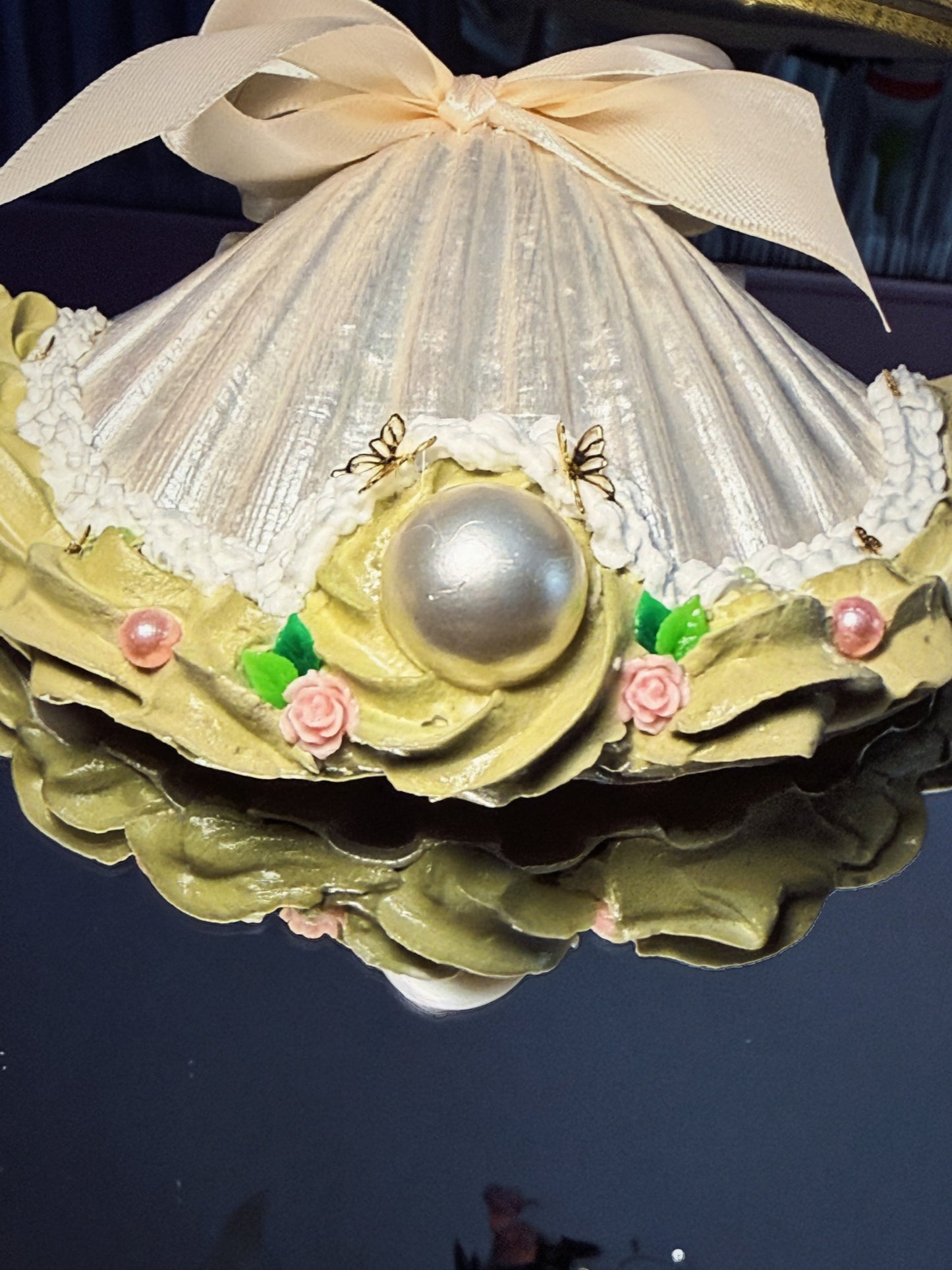 Decorative Rococo Fairycore Seashell - Wall or Wedding Decor