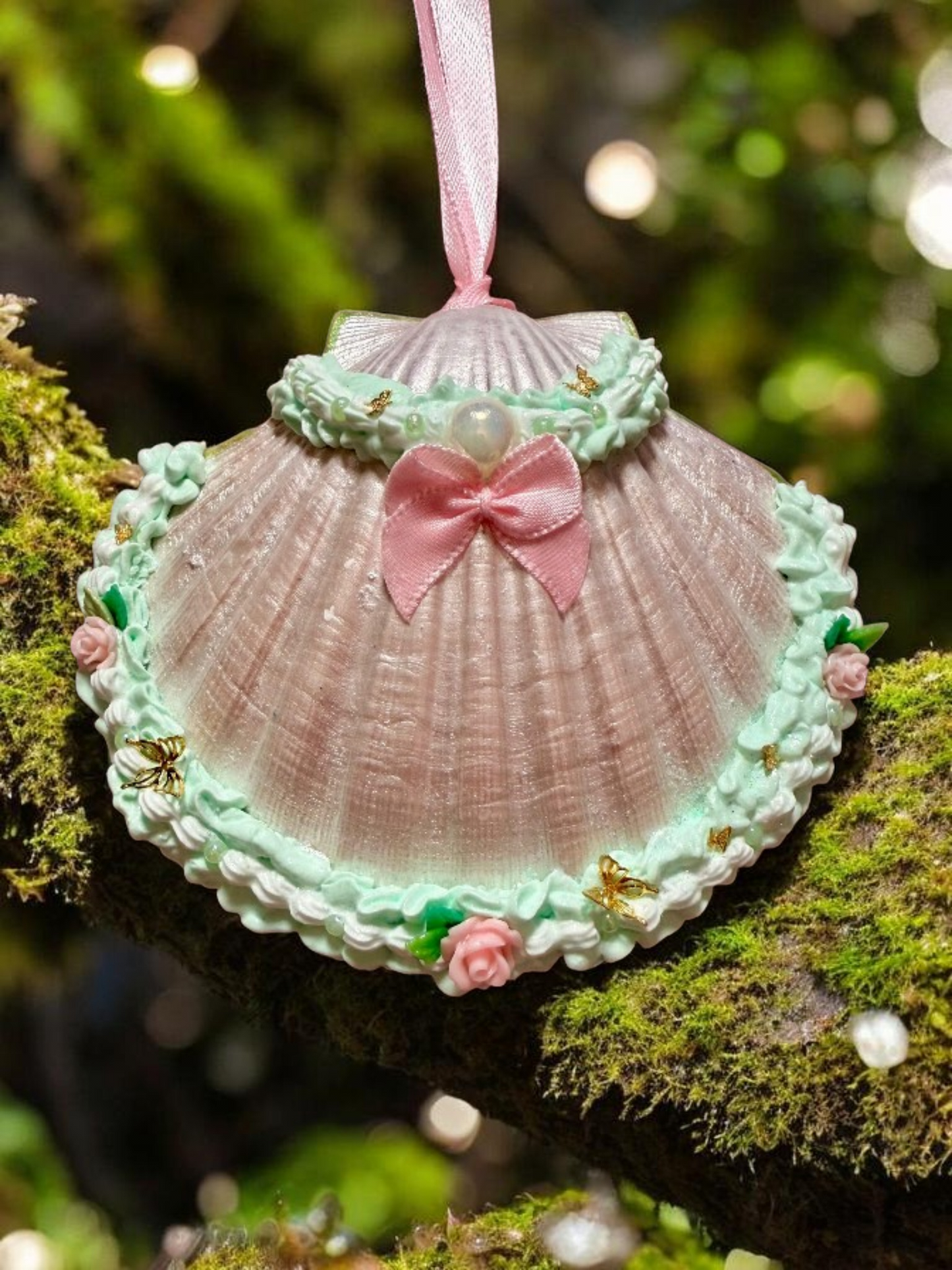 Fairycore Shell Decor With Faux Frosting
