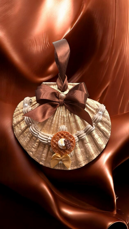 Made to Order Waffle Coquette Seashell Wall Decor
