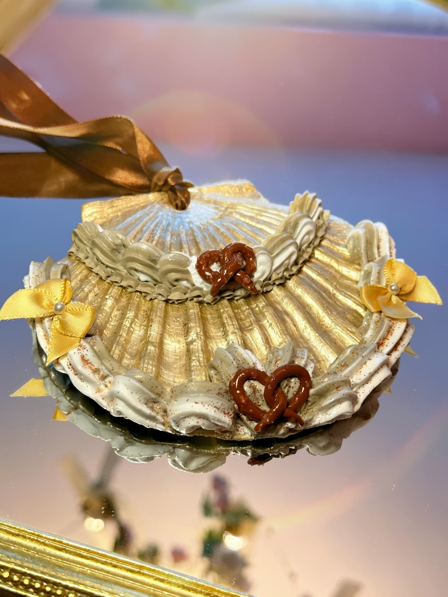 The Golden Pretzel Shell