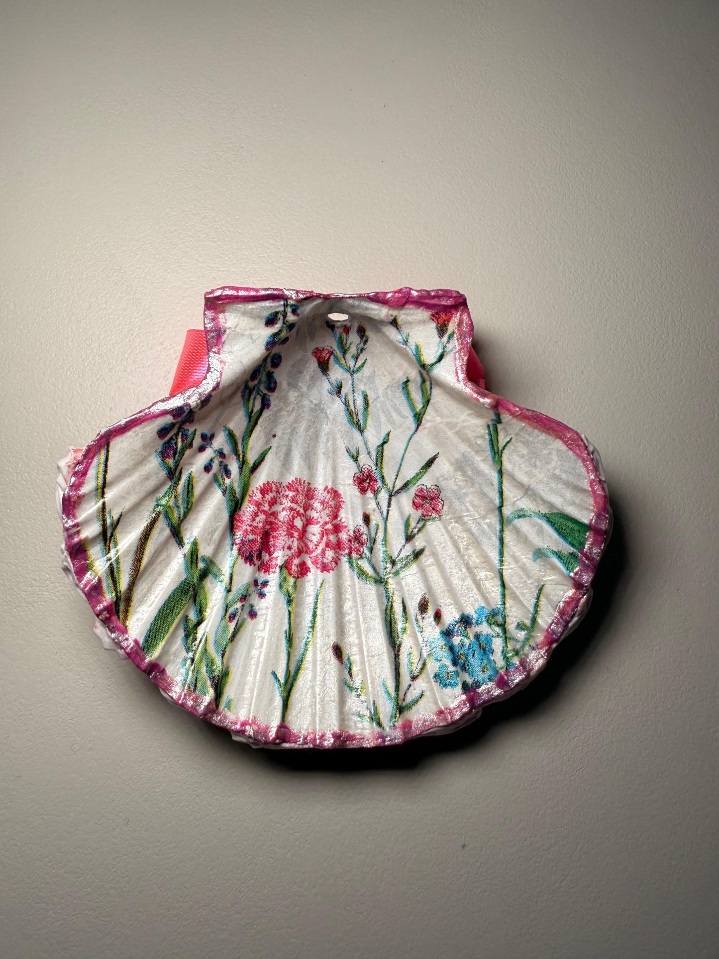 Pink Coquette Seashell for Wall Decor with Faux Whipped Cream